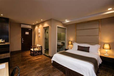 Best Hotels Near Cebu Airport [2024] .